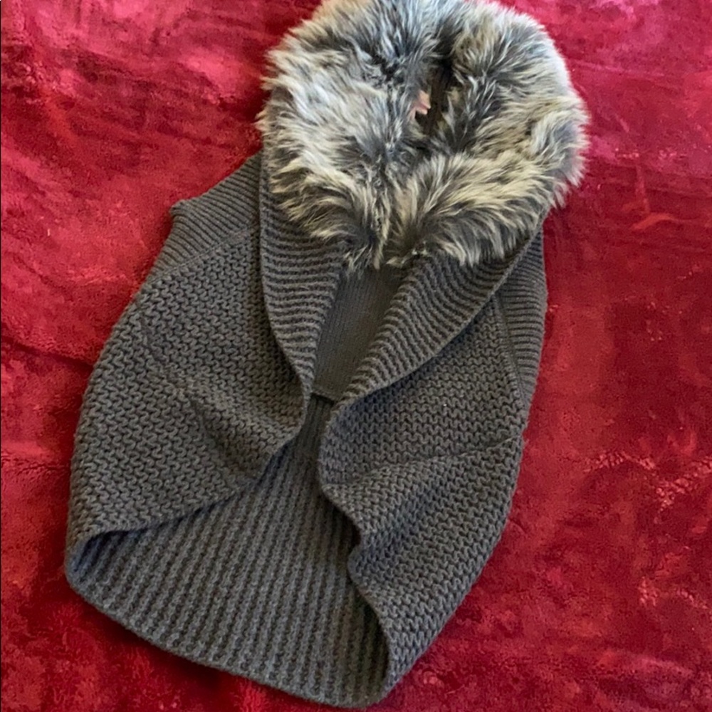 Fur sweater vest
